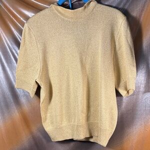 St John‎ Basic medium back zip gold Knit Top. Matching skirt available  GG